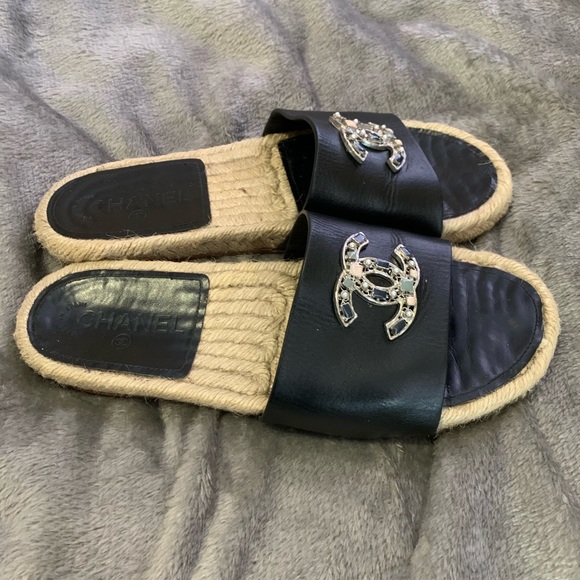 Chanel shoes - Picture 7 of 9